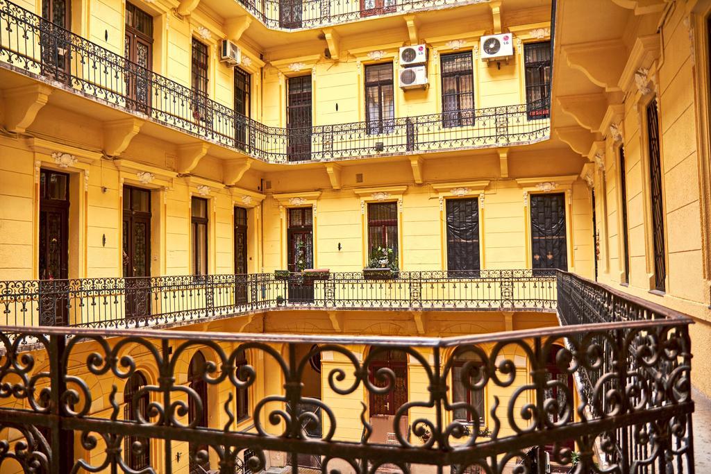 Rakoczi Apartman Budapest Bagian luar foto